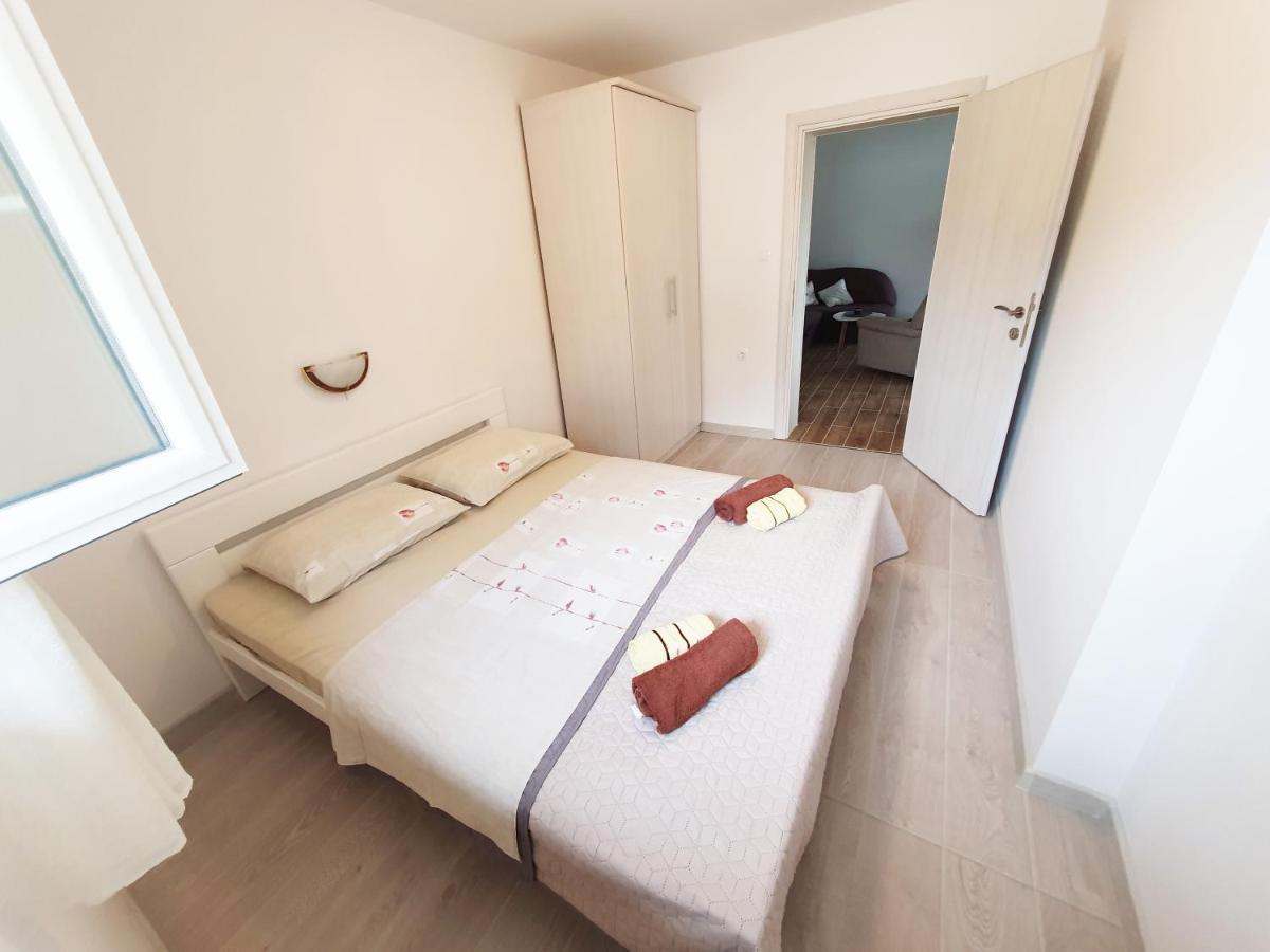 Apartmani Daniela Murter Extérieur photo