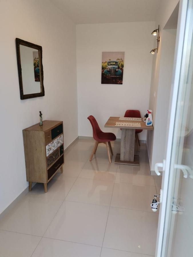Apartmani Daniela Murter Extérieur photo